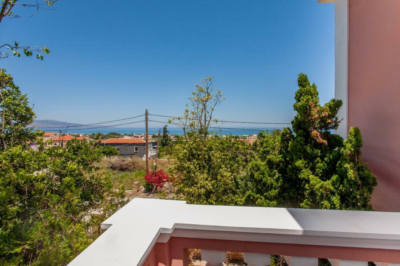 Metohi Georgila Chrissi Akti Chania Exterior foto